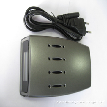 AA or AAA Ni-MH Ni-CD Rechargeable Battery Charger